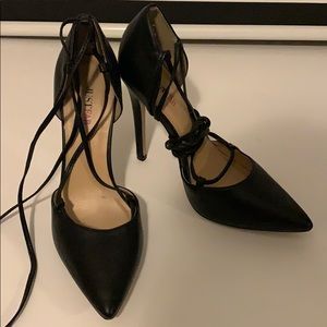 Just Fab Black Rumi Heels